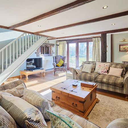 Host & Stay - Tregaer Mill Barn Dingestow Экстерьер фото